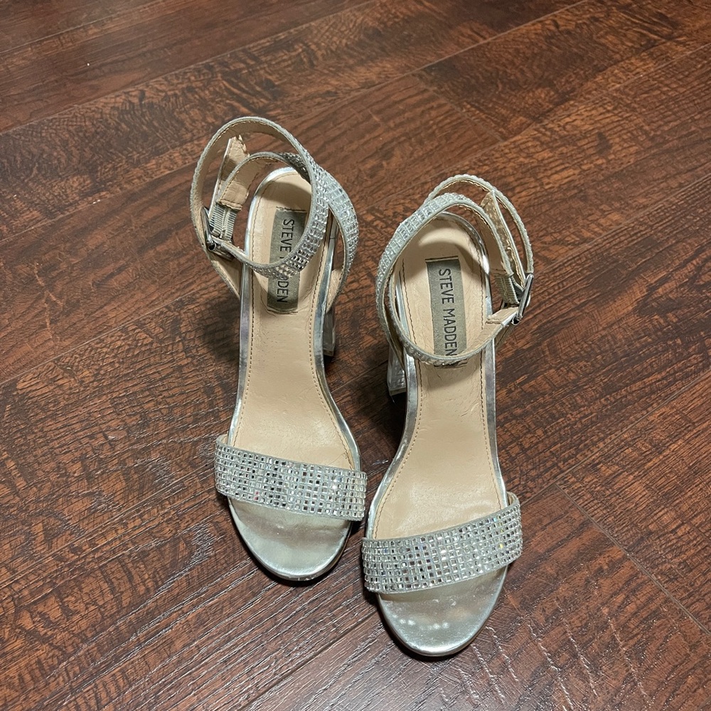 Steve Madden Yaha Clear Heel Rhinestones Sandal size 7